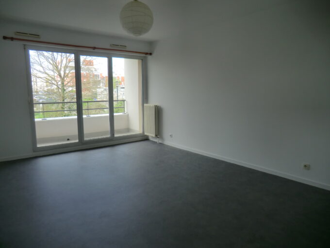 Lemoux Immobilier Agence Immobiliere Rennes Sejour 1