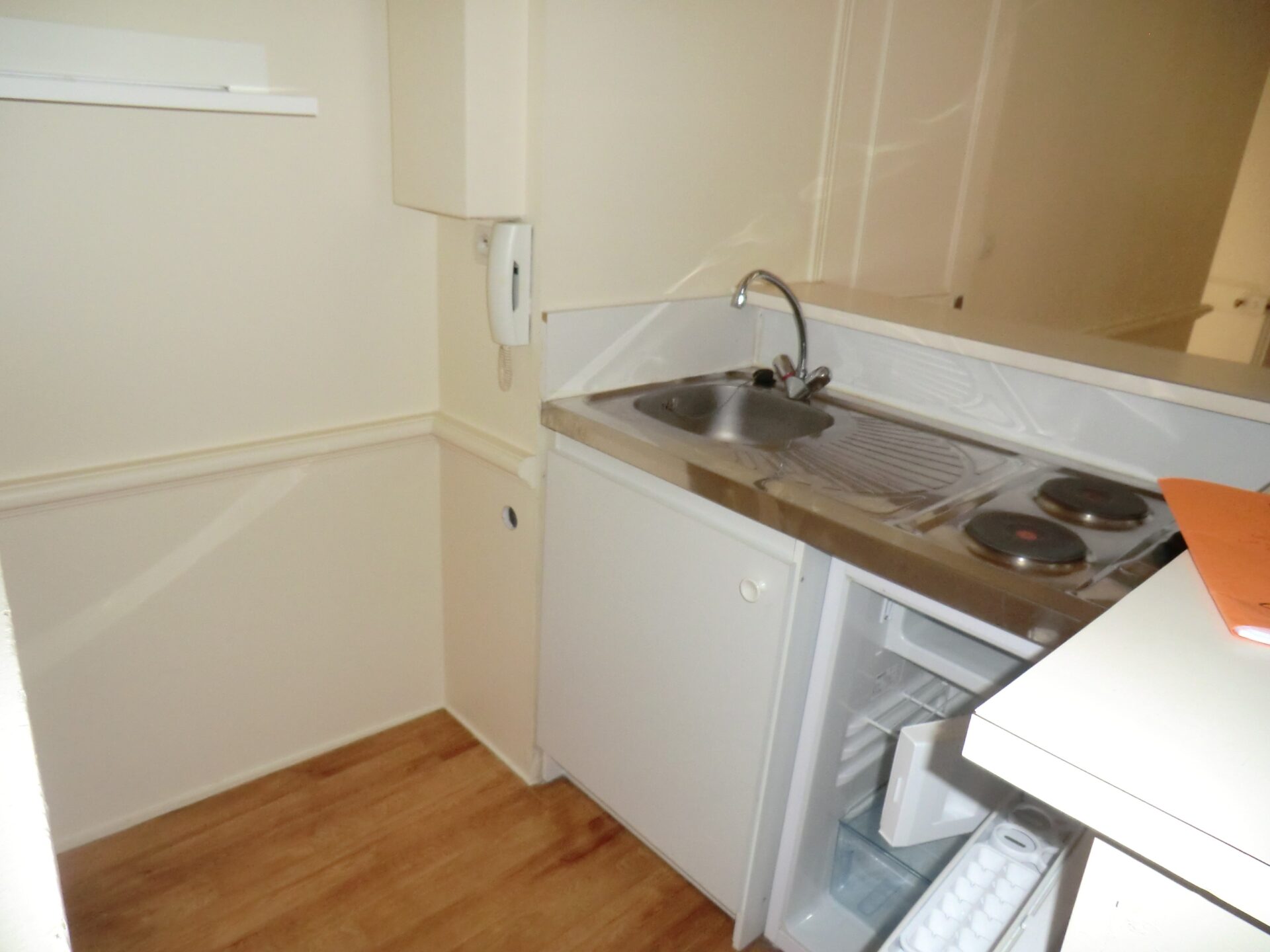 Lemoux Immobilier Agence Immobiliere Rennes Kitchenette 1