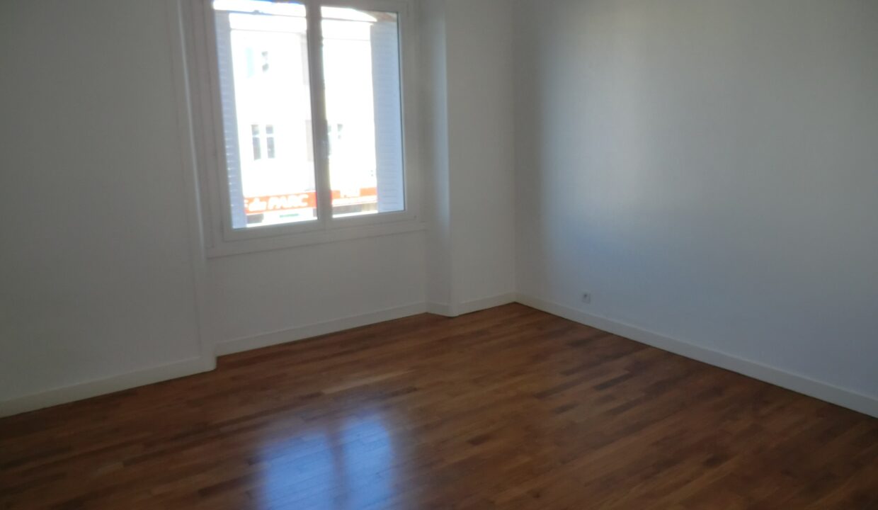Lemoux Immobilier Agence Immobiliere Rennes Chambre