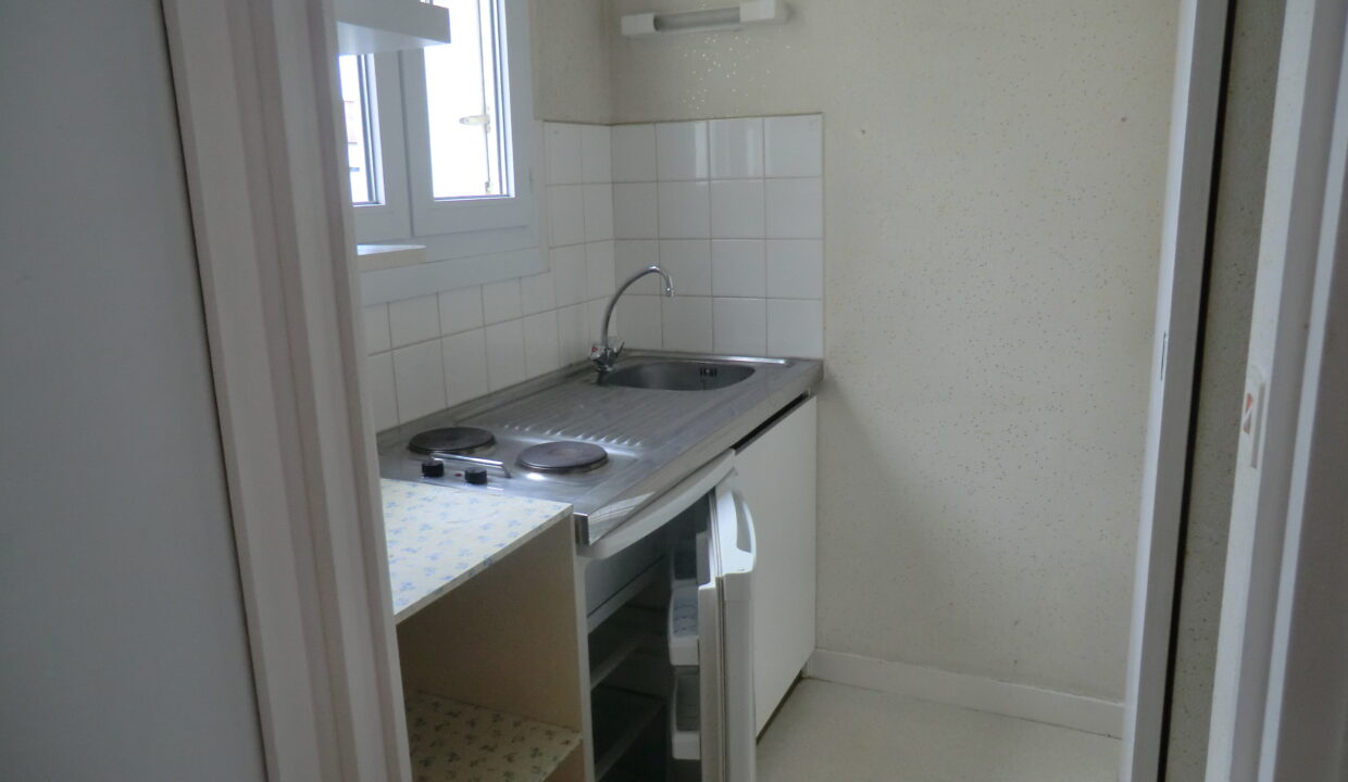 Lemoux Immobilier Agence Immobiliere Rennes Kitchenette