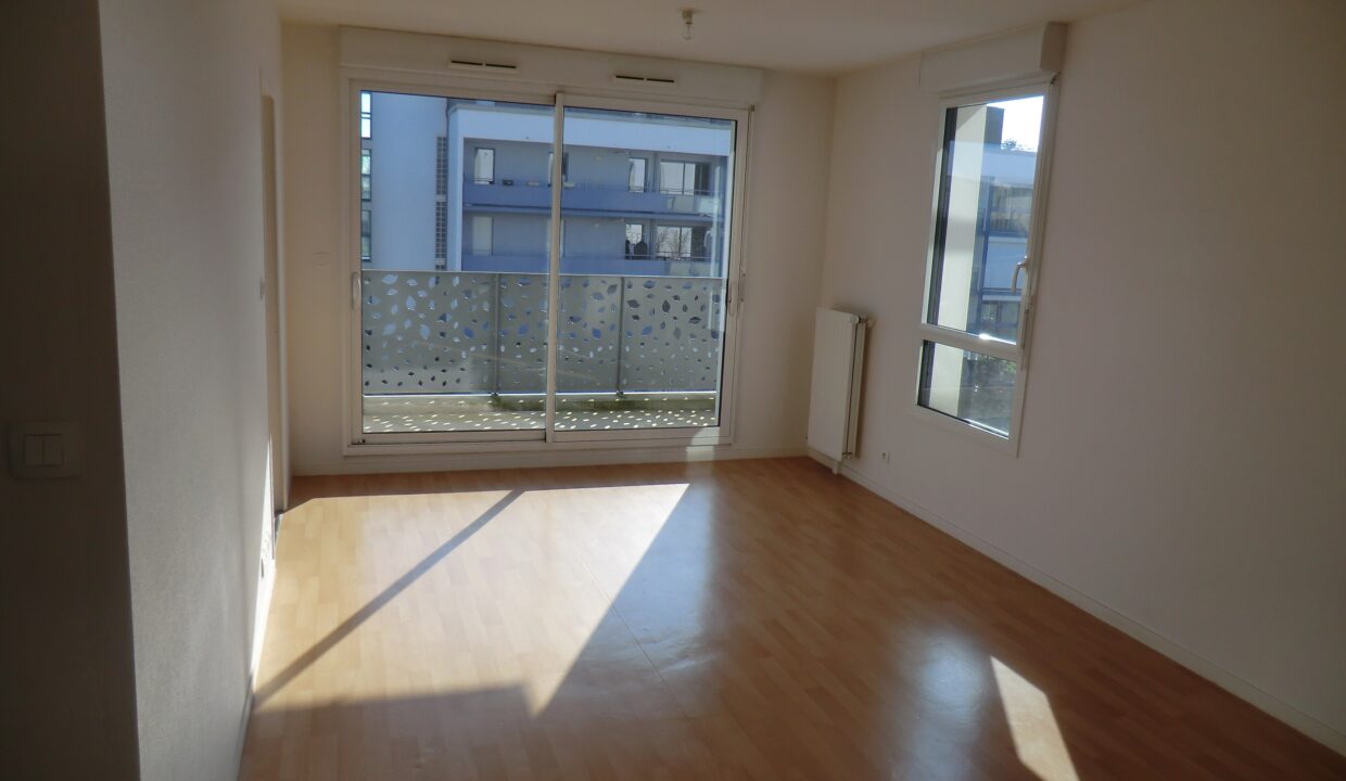 Lemoux Immobilier Agence Immobiliere Rennes Sejour 1